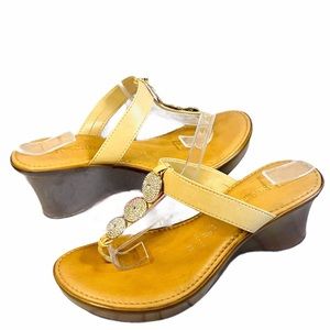 Toscanella Italian Sandals Size 7.5